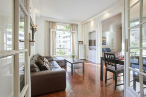 Charming Parisian flat with Eiffel tower views